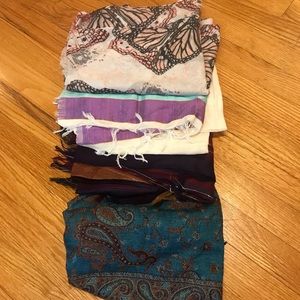 Bundle of scarves